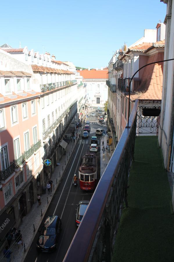 Surf In Chiado Hostel ลิสบอน ภายนอก รูปภาพ