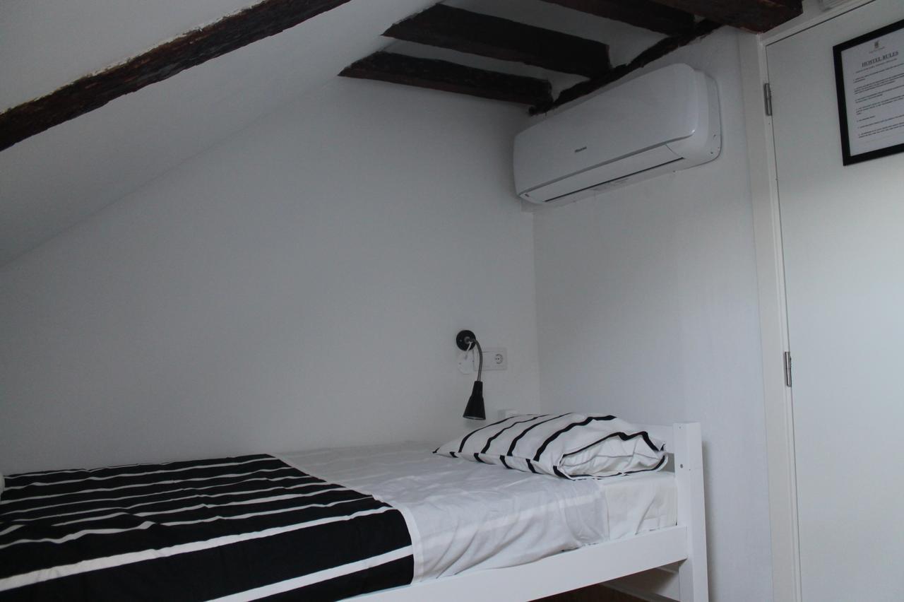 Surf In Chiado Hostel ลิสบอน ภายนอก รูปภาพ